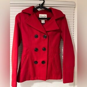 Worn twice, like new.
XXS Juniors red peacoat w hood